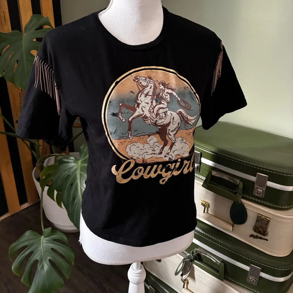 Organic Generation Cowgirl Tassel Sleeve Graphic Black Crop T-Shirt - Picture 9 of 12